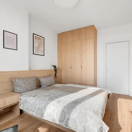 On The Danube, Center, Free Parking Apartment *