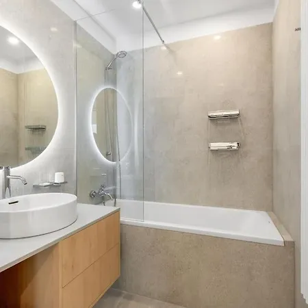 Apartamento On The Danube, Center, Free Parking *