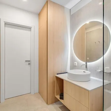 On The Danube, Center, Free Parking Apartament Bratysława