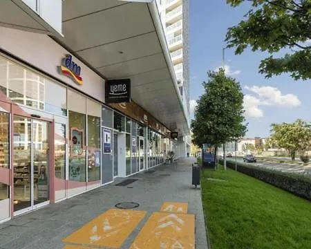 On The Danube, Center, Free Parking