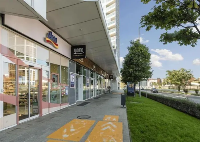 On The Danube, Center, Free Parking Apartamento *